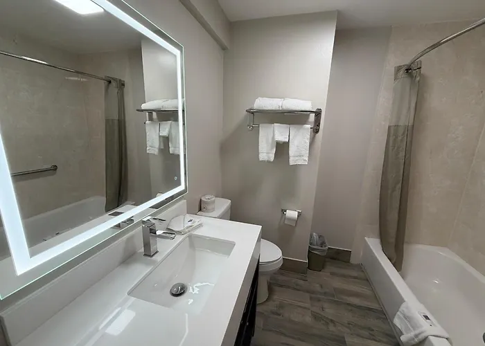 Baymont By Wyndham Newark/Wilmington